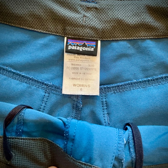 Womens Shorts - Picture 3 of 3